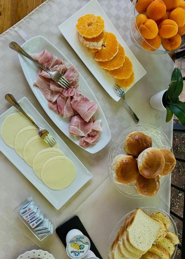 Alemar Bed & Breakfast Монделло Екстер'єр фото