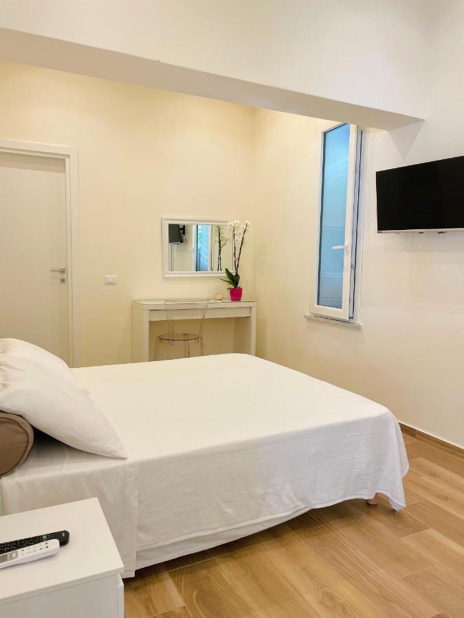 Alemar Bed & Breakfast Монделло Екстер'єр фото