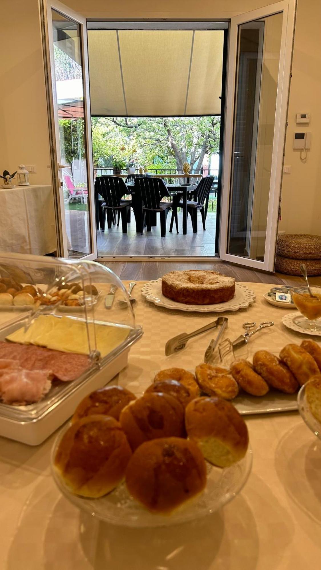 Alemar Bed & Breakfast Монделло Екстер'єр фото